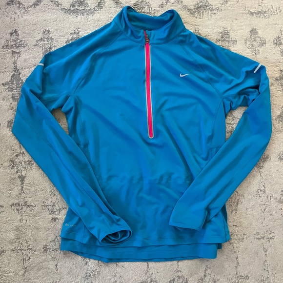 Nike Tops - Nike Dri Fit Long Sleeved Top